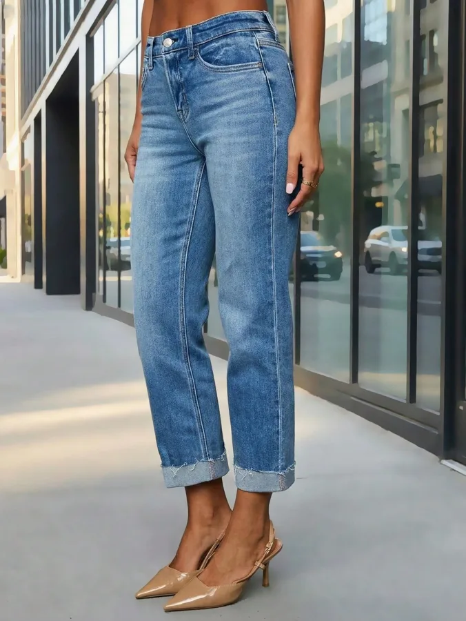ג׳ינס סקיני נמתח בגזרה קצרה (Skinny Stretch Cropped)